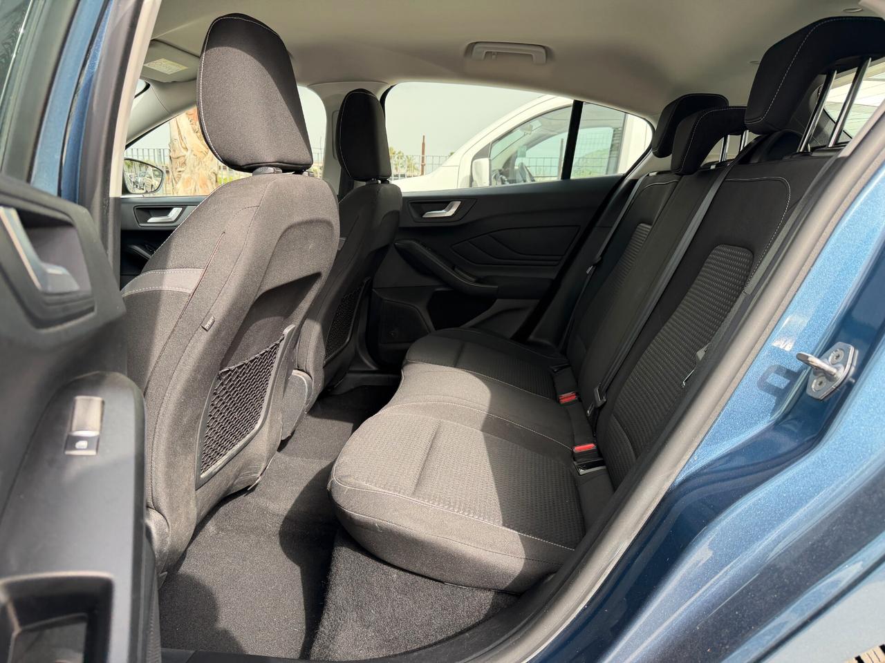 FORD FOCUS 2022 1.5 DIESEL 120 CV *LEGGI