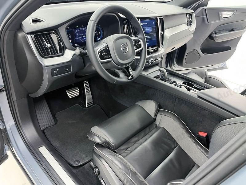 Volvo XC60 XC60 B4 (d) 197CV AUT AWD R DESIGN