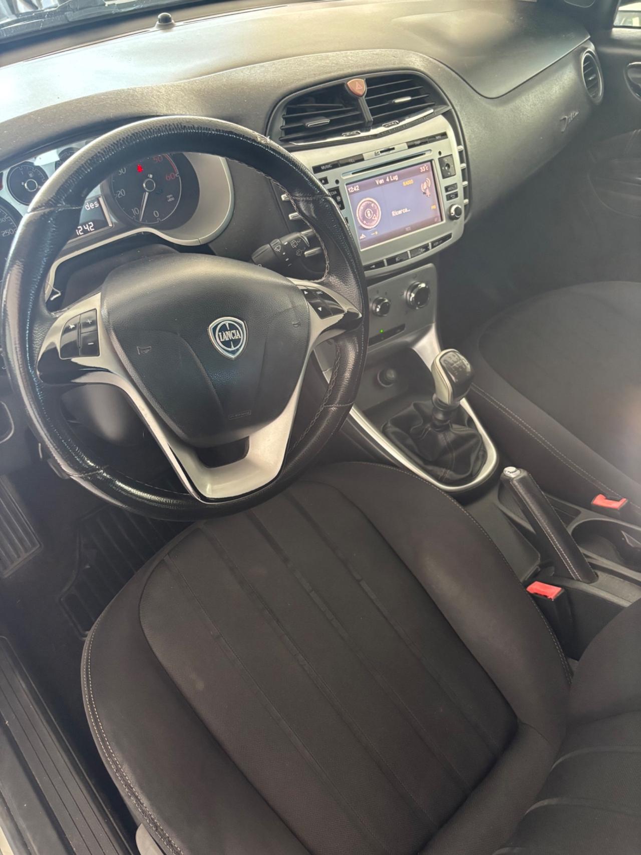 Lancia Delta 1.6 MJT DPF Platino