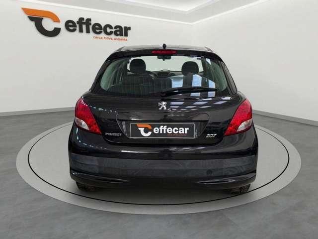 Peugeot 207 1.4 8V 75CV 5p. Special Edition