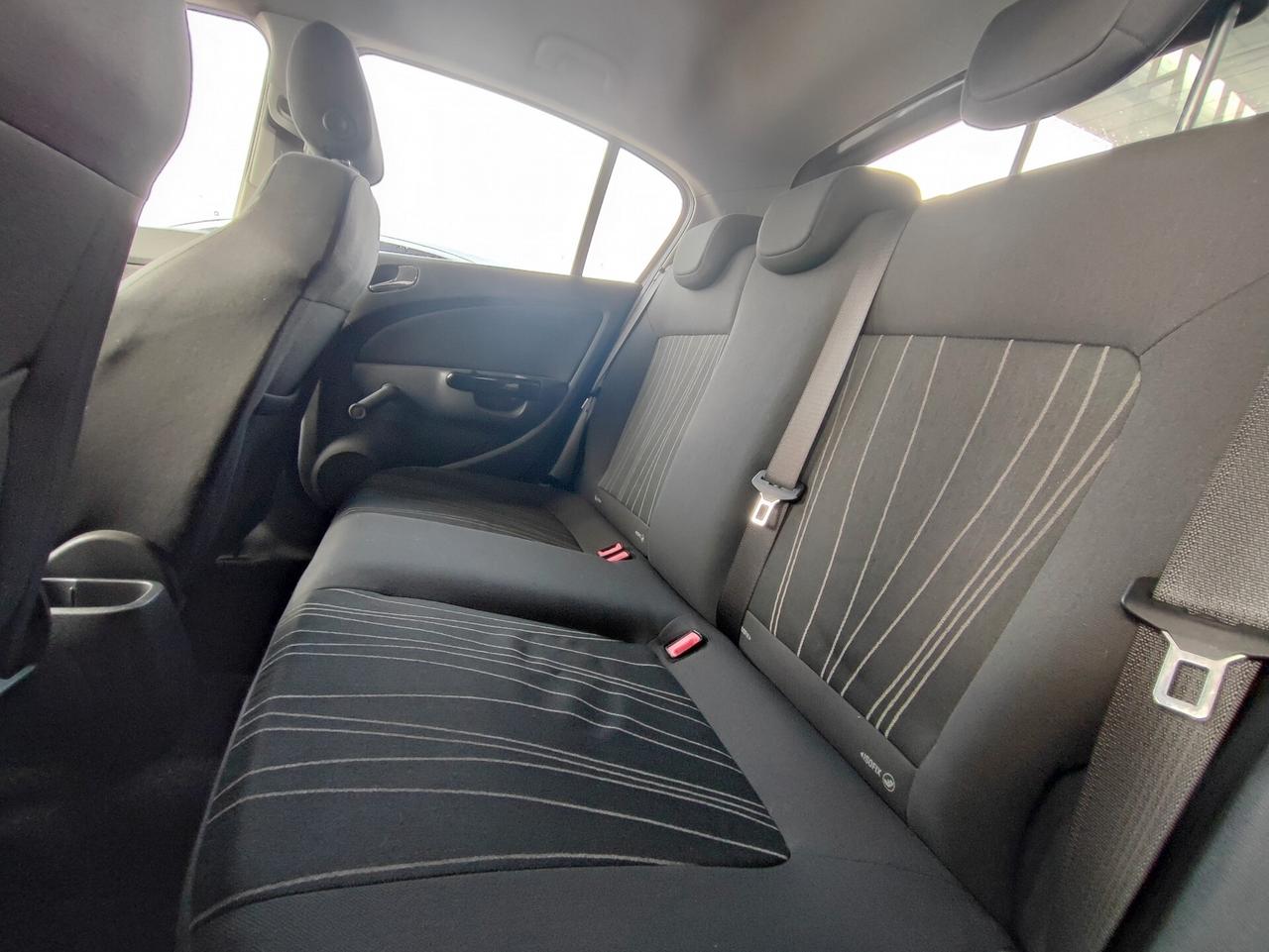 Opel Corsa 1.2 5 porte Cosmo