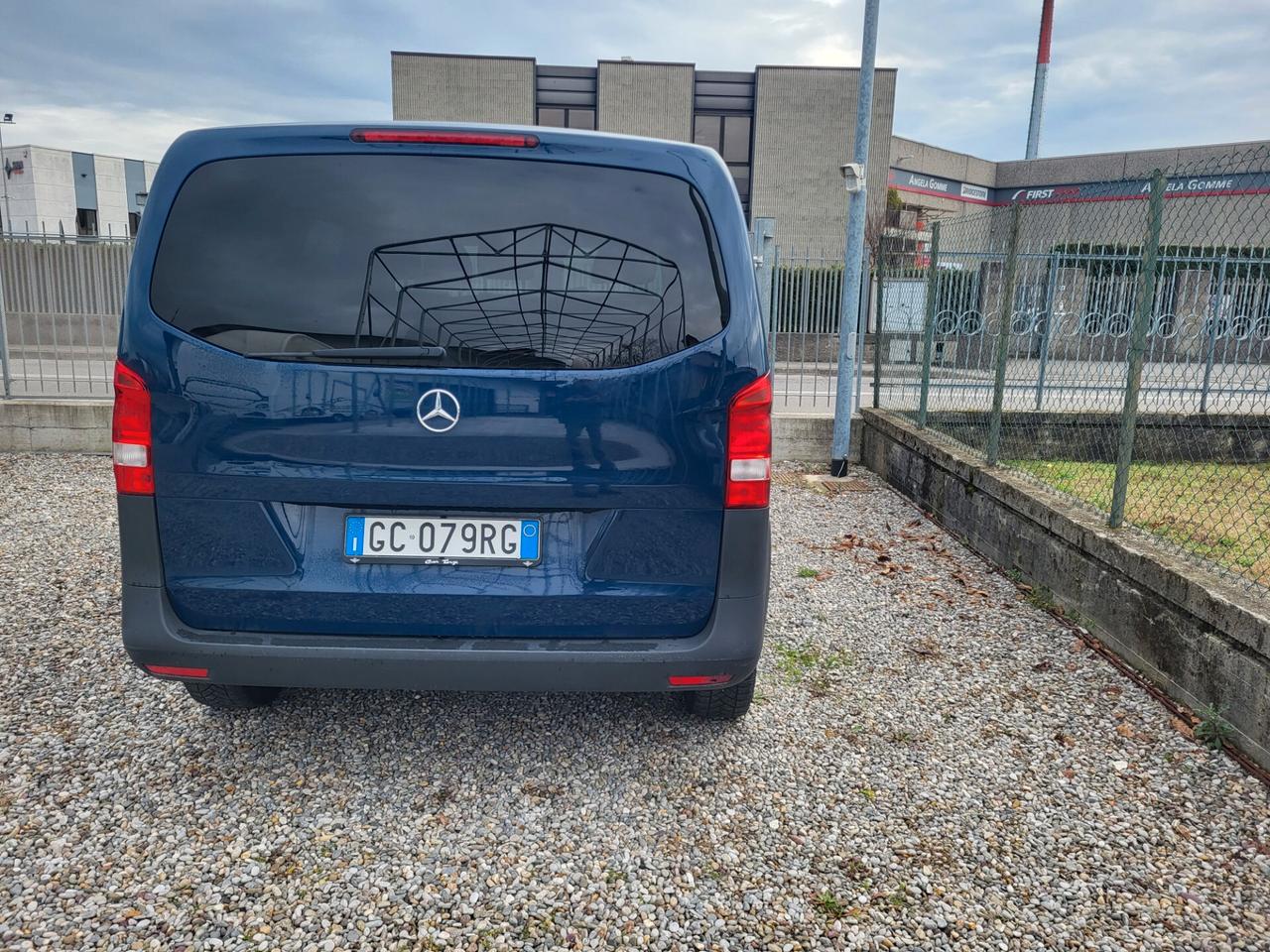 Mercedes Benz vito compact manuale