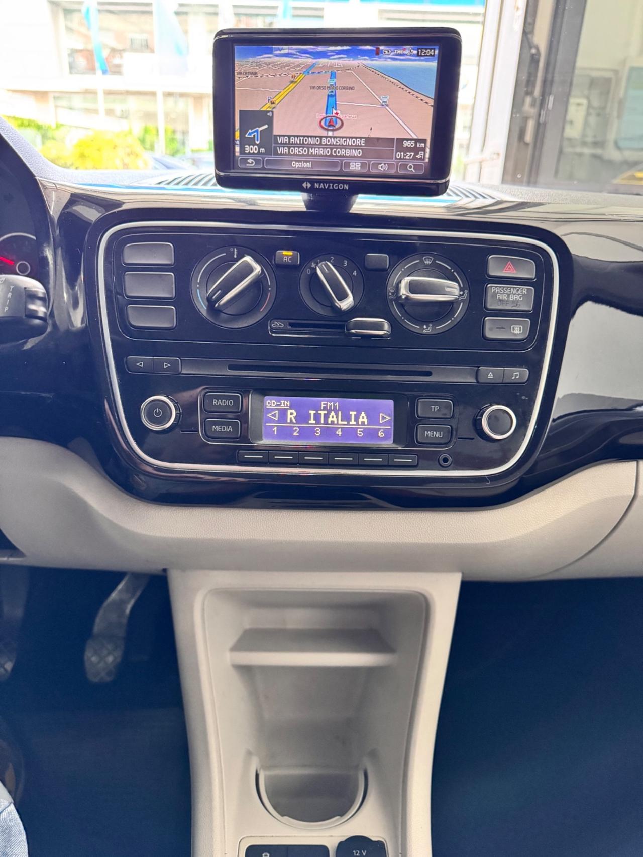 Volkswagen Up 1.0 75 Cv 5P. 100.000 KM - 10/2012