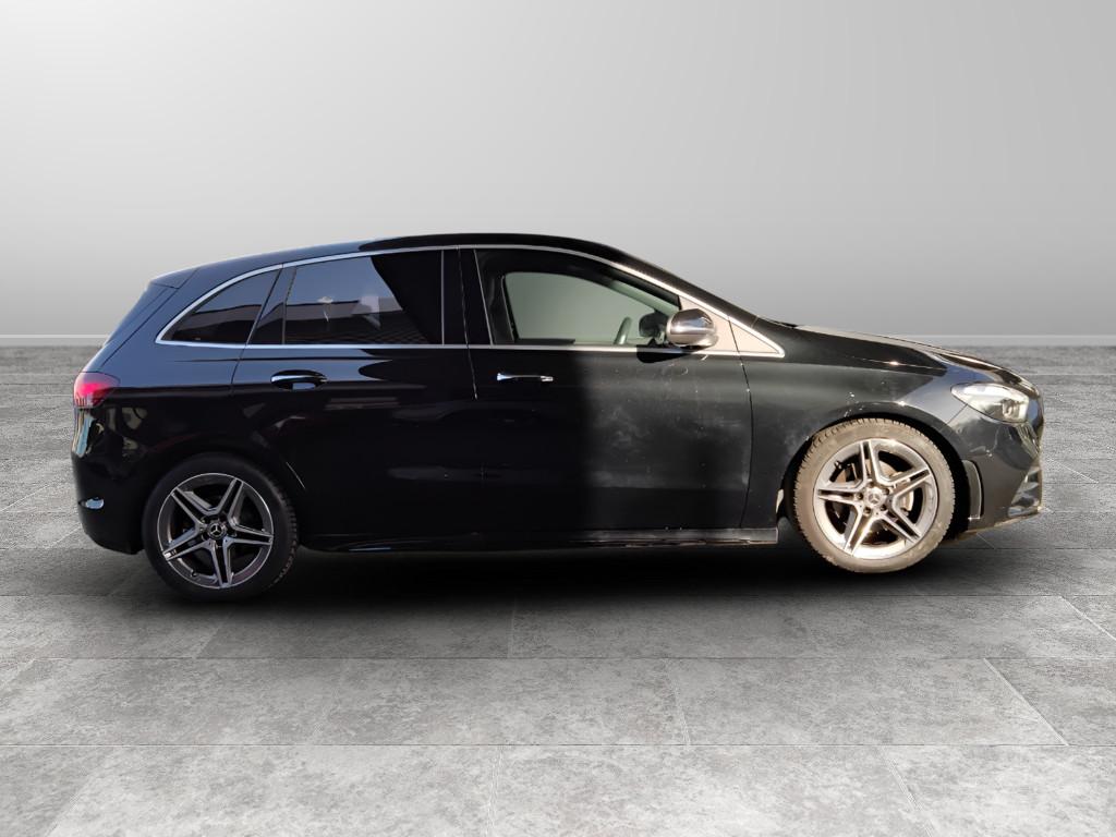 Mercedes-Benz Classe B - W247 2023 - B 180 AMG Line Advanced Plus auto