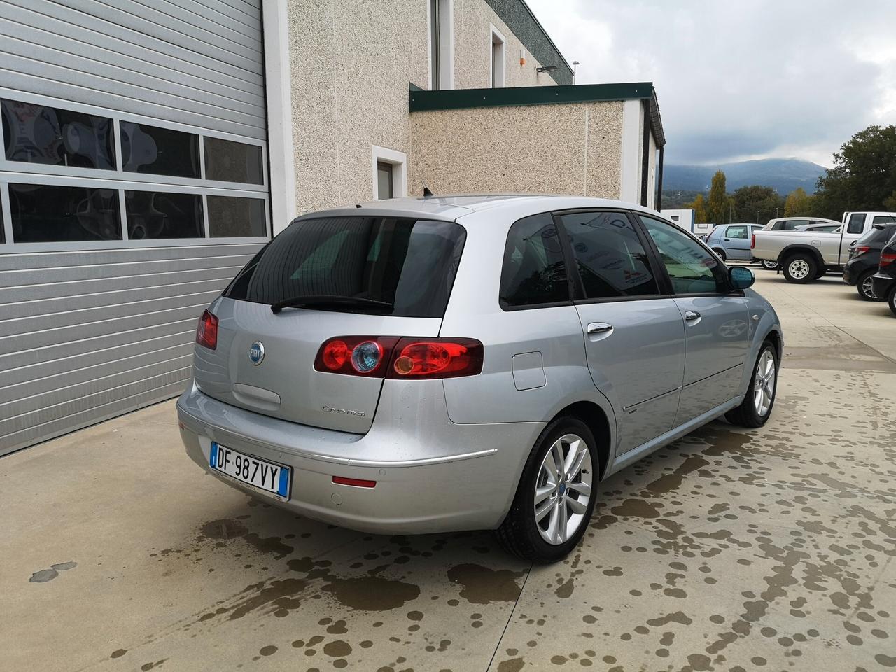 Fiat Croma 1.9 Multijet 16V Emotion