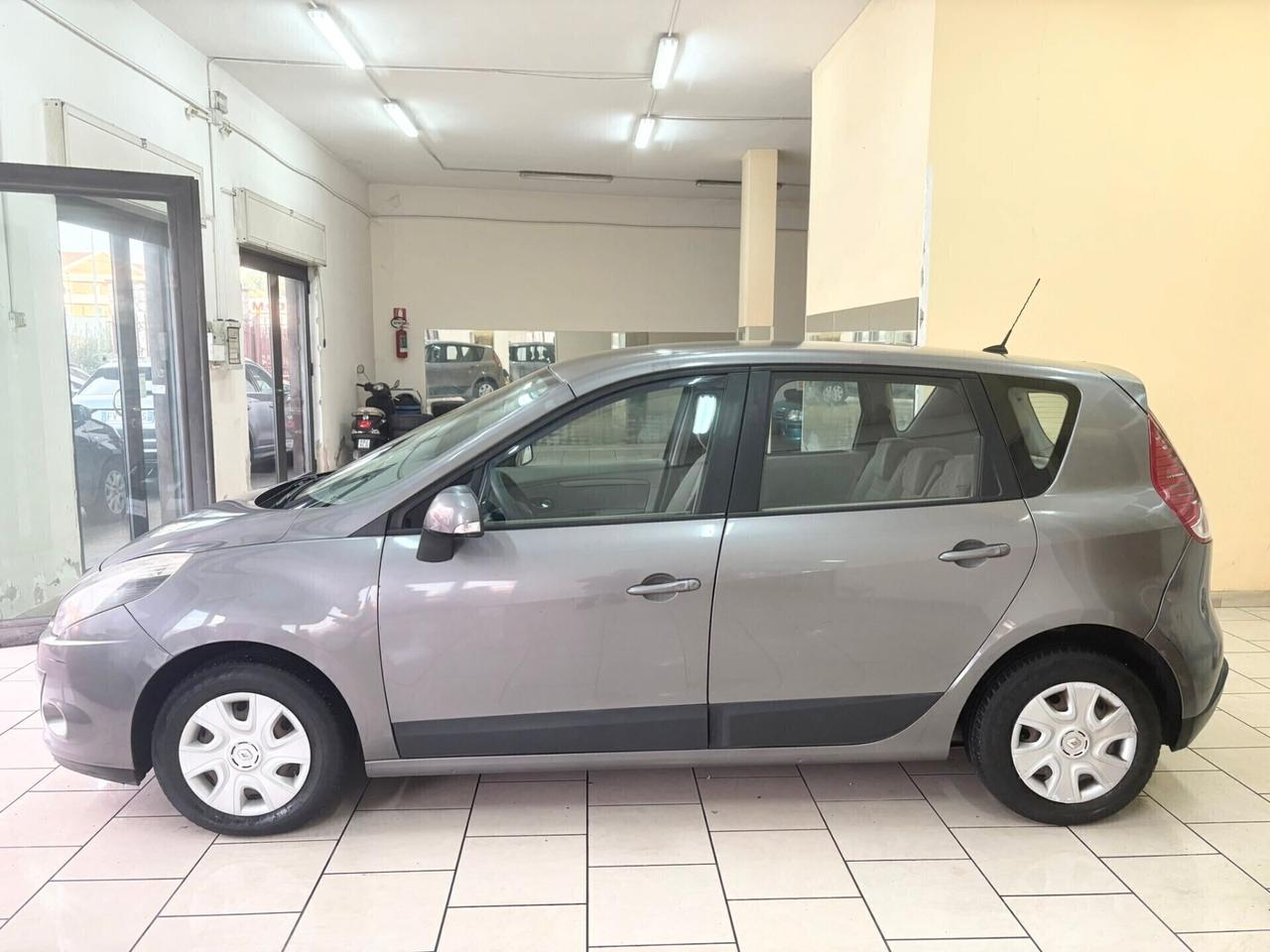 Renault Scenic Scénic X-Mod 1.5 dCi 105 cavalli