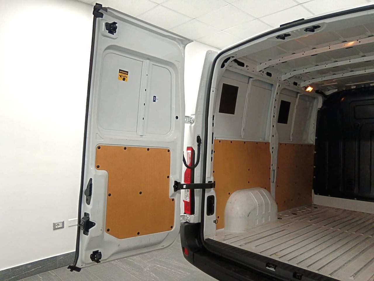 RENAULT MASTER 2.3 SOLO 48000KM