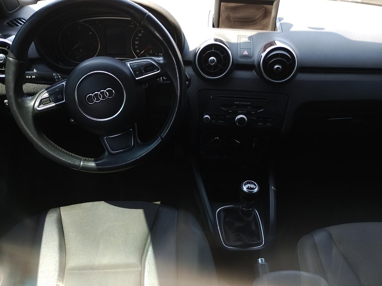 Audi A1 Sportback 1.6 tdi Attraction 90cv