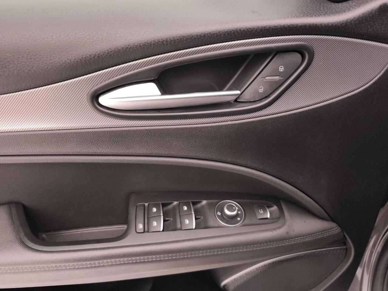 Alfa Romeo Stelvio 2.2 Turbodiesel 190 CV AT8 Q4 Sprint