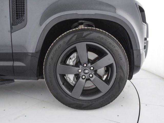LAND ROVER Defender 130 3.0D I6 250 CV AWD Auto X-Dynamic HSE 8 posti