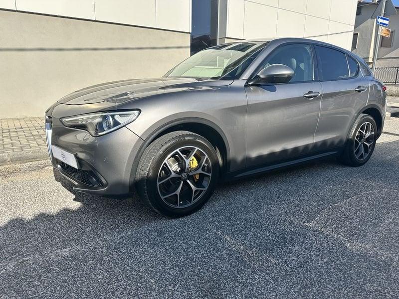Alfa Romeo Stelvio 2.2 Turbo Diesel 210CV AT8 Q4 Executive