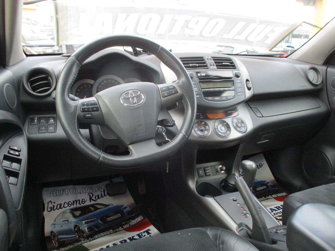 Toyota RAV 4 Crossover 2.2 D-Cat A/T 150 CV 2010