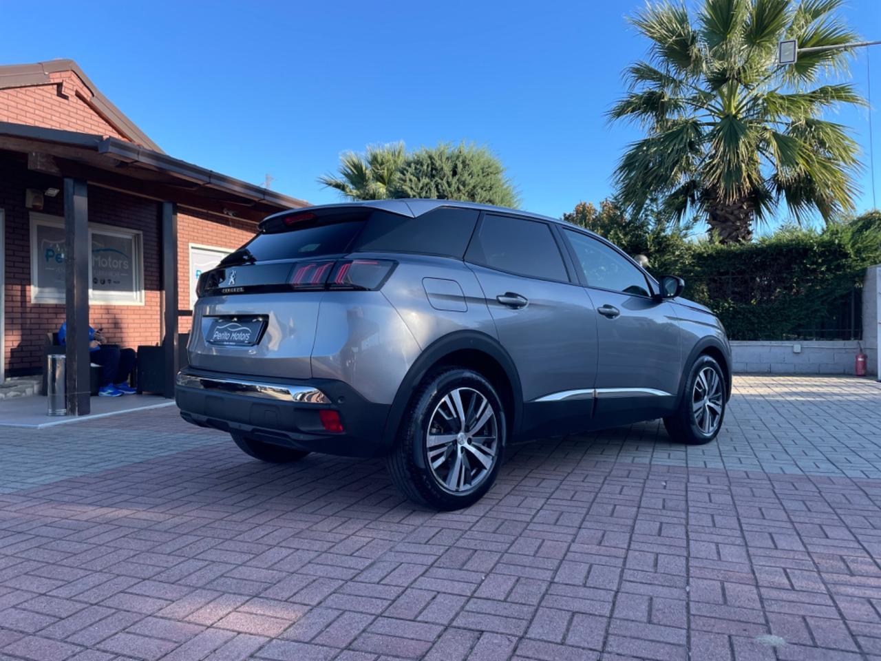 Peugeot 3008 BlueHDi 130 S&S EAT8 Allure