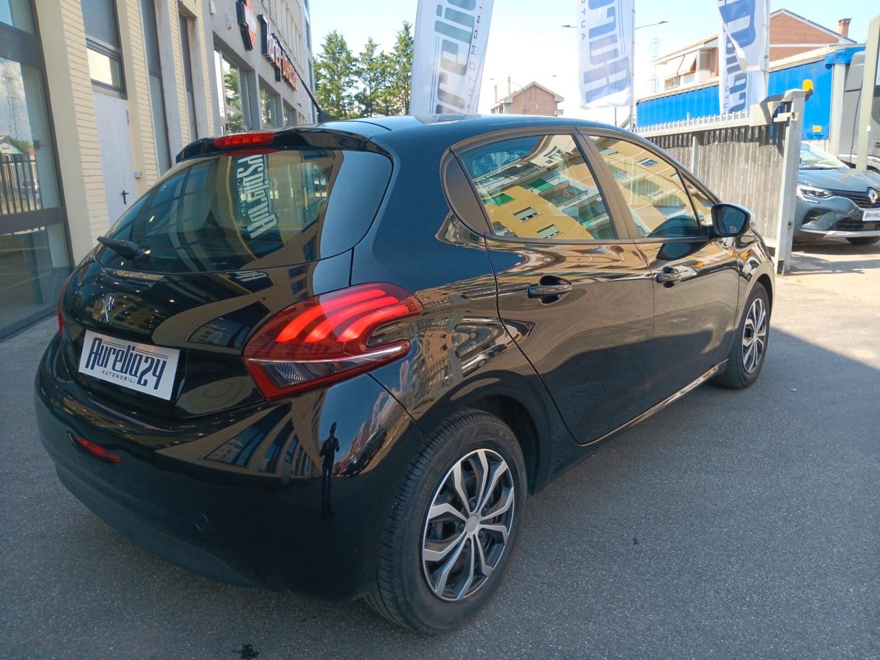 Peugeot 208 PureTech 68 5 LIKE NEOPATENTATO