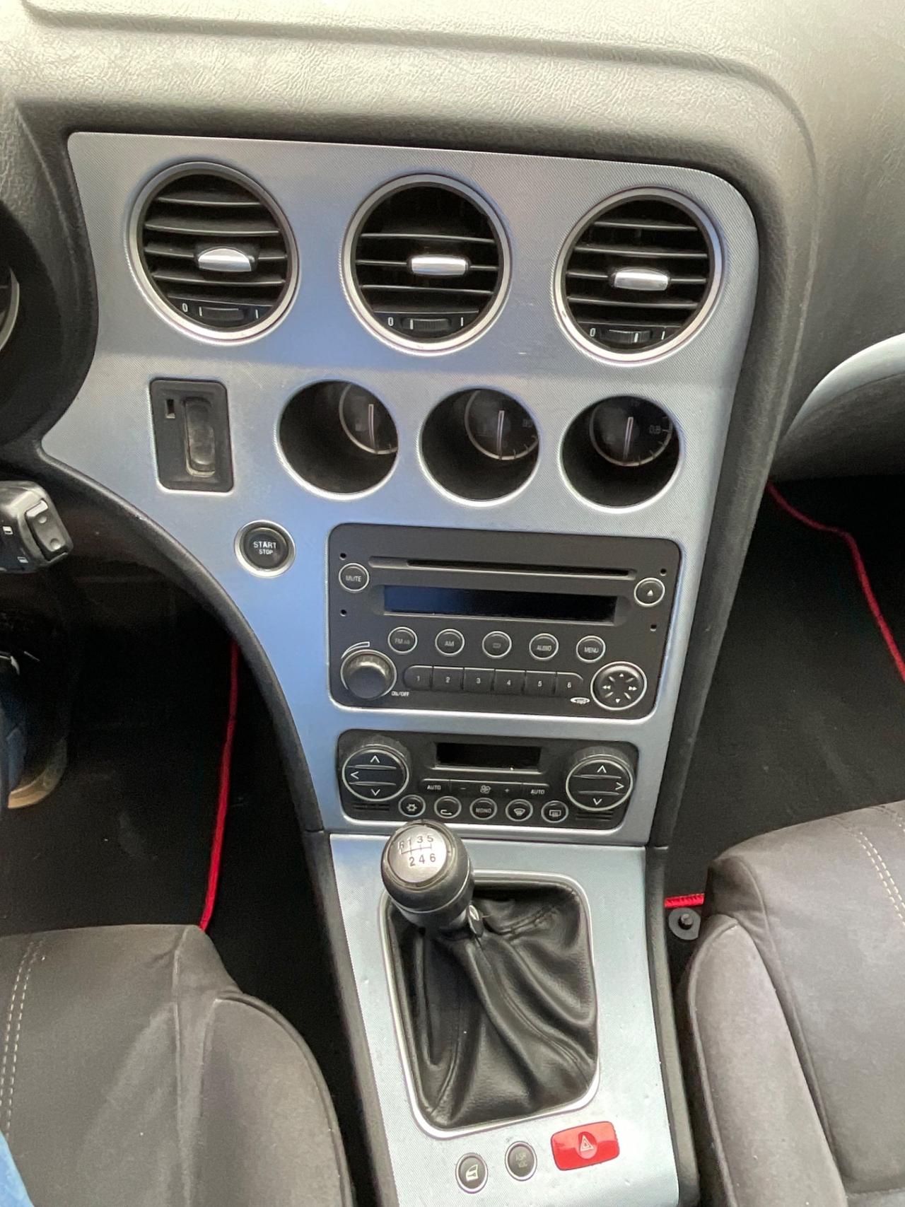 Alfa Romeo 159 1.9 JTDm Sportwagon Distinctive