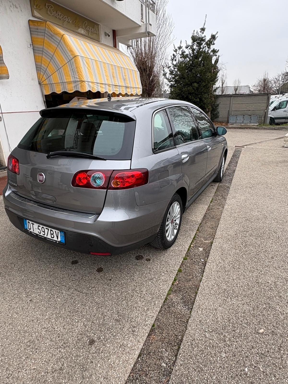 Fiat Croma 1.9 Multijet Emotion