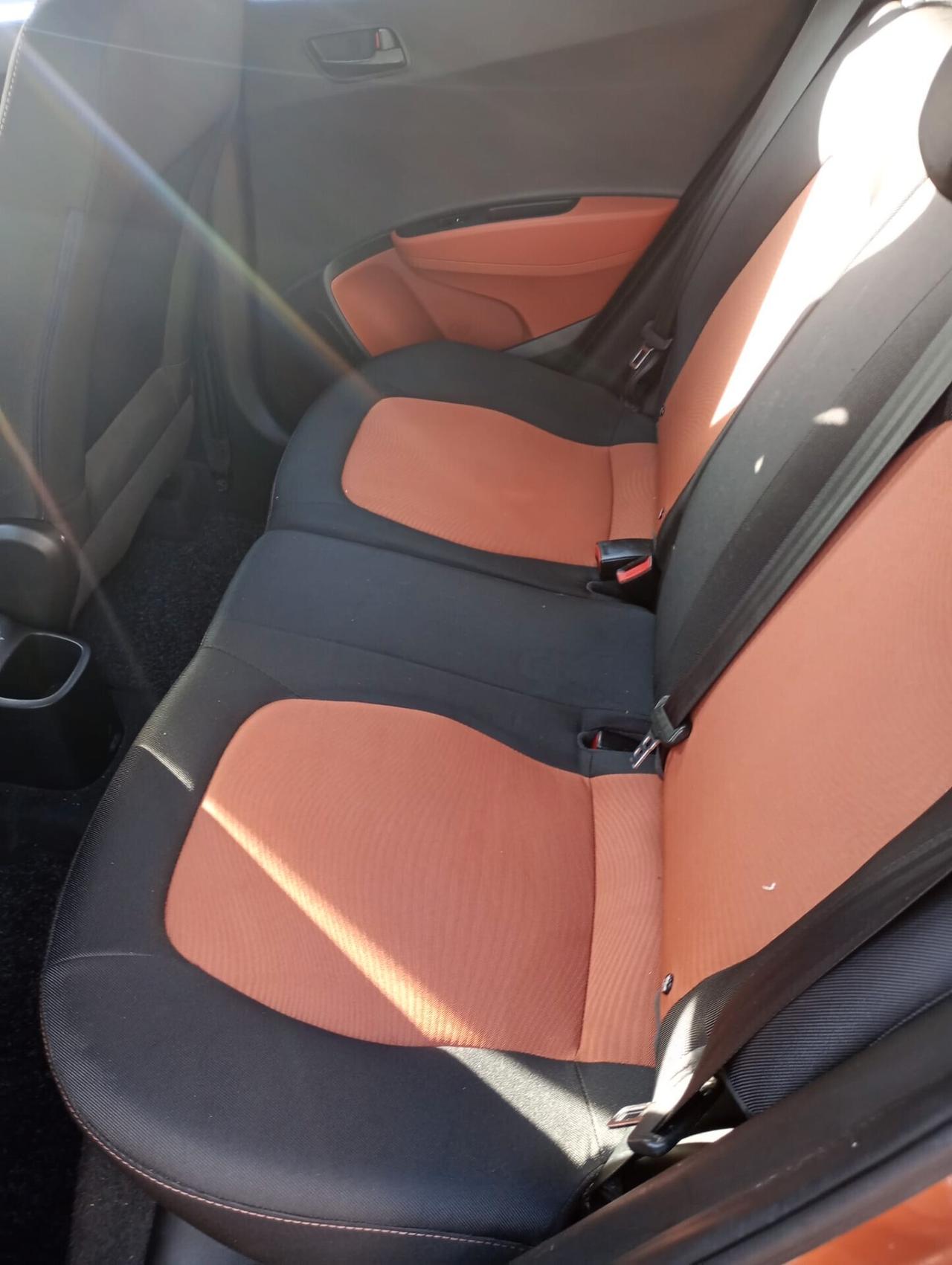 Hyundai i10 1.0 Fifa world cup edition