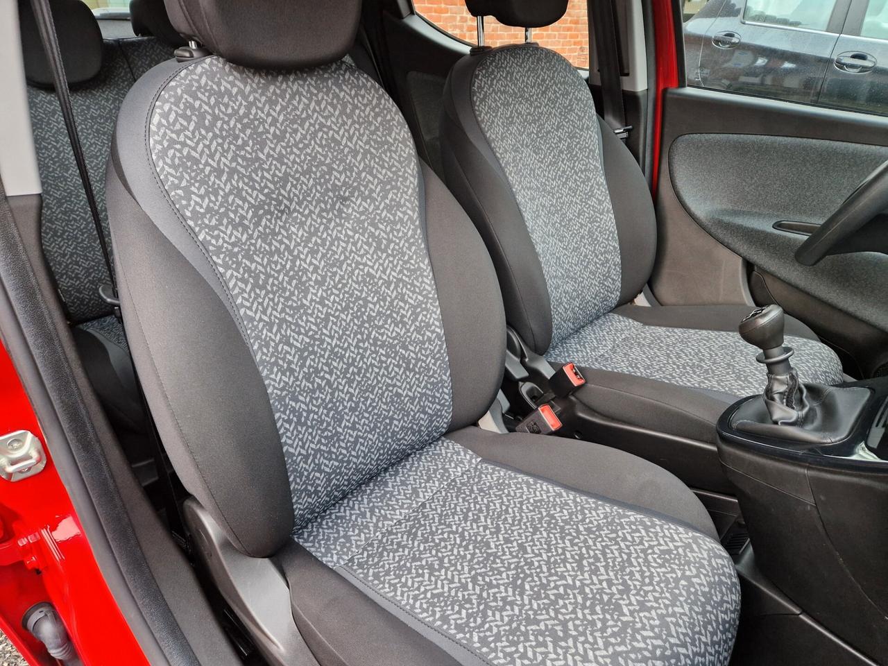 Lancia Ypsilon Hybrid 1.0 70CV "23.800 km" Bluetooth, Sensori p.