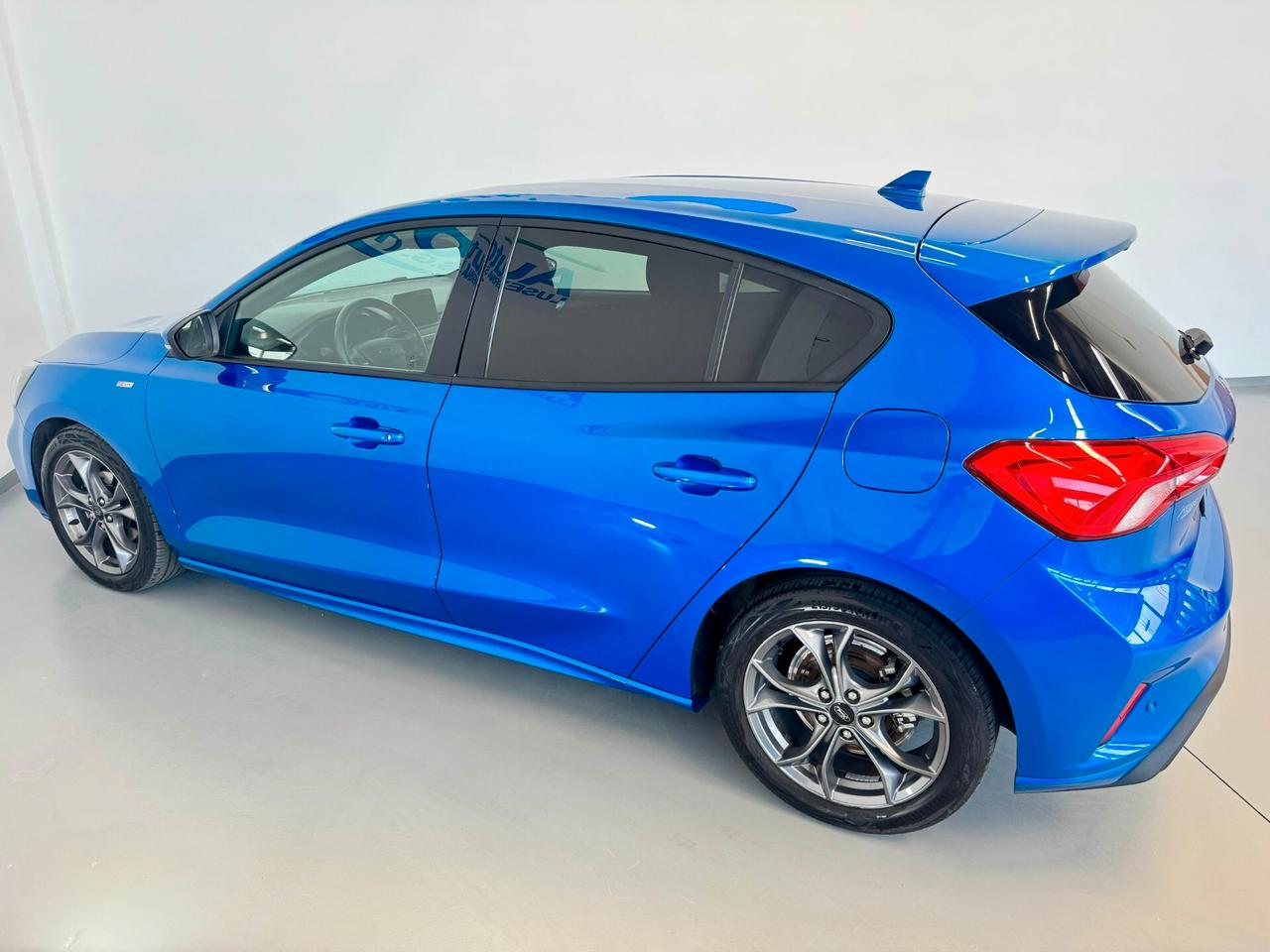 Ford Focus 1.0 EcoBoost Hybrid 125 CV 5p. ST-Line