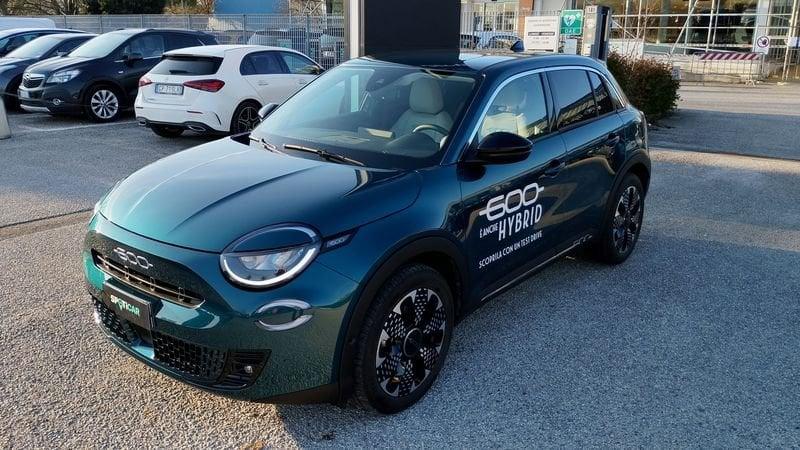 FIAT 600 Hybrid MHEV La Prima