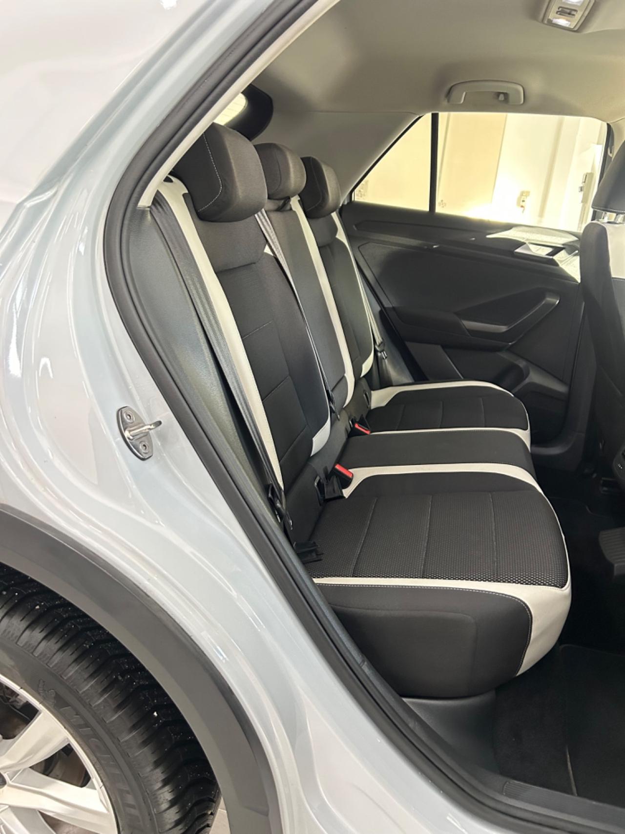 VW T-Roc 1.6 TDI SCR Style FULL finanziabile