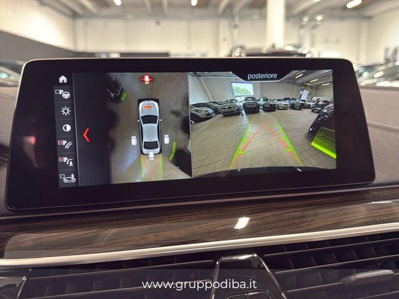 BMW Serie 5 G30 2017 Berlina Benzi 540i xdrive Luxury auto