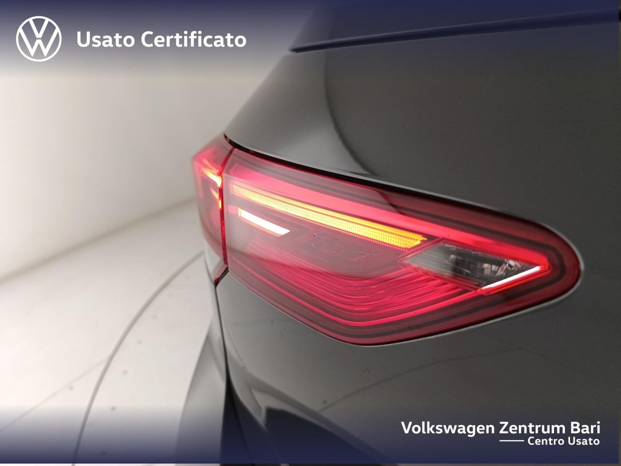 Volkswagen Golf 2.0 tdi life 115cv