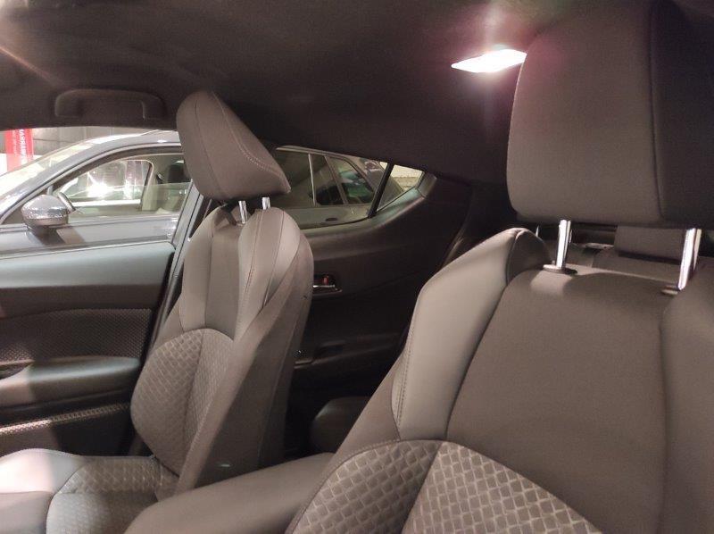 TOYOTA C-HR (2016-2023) - C-HR 2.0 Hybrid E-CVT Morebusiness