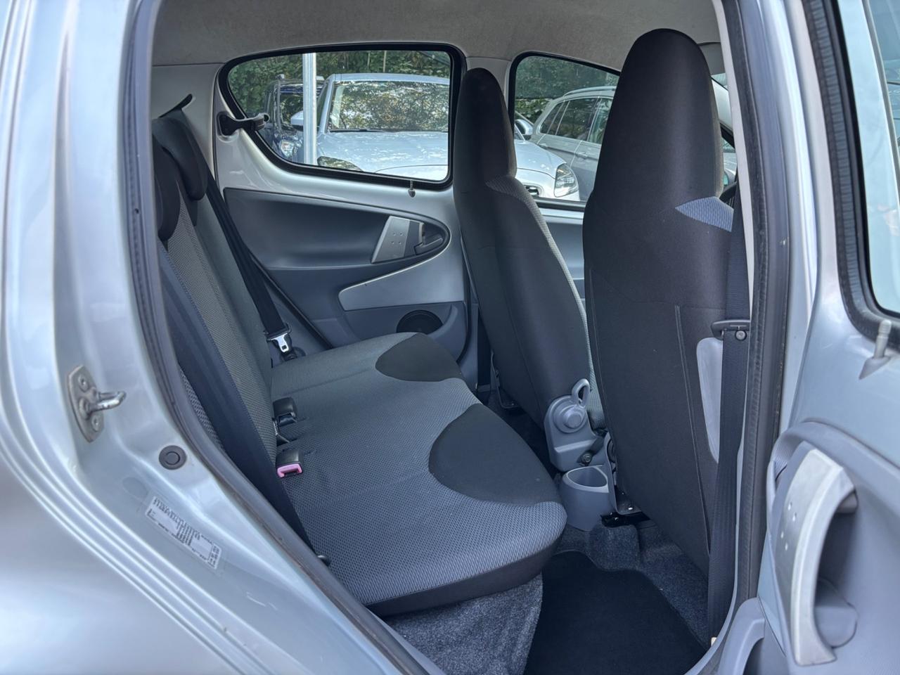 Toyota Aygo 1.4 DIESEL 5 porte Sol OK NEOPATENTATI