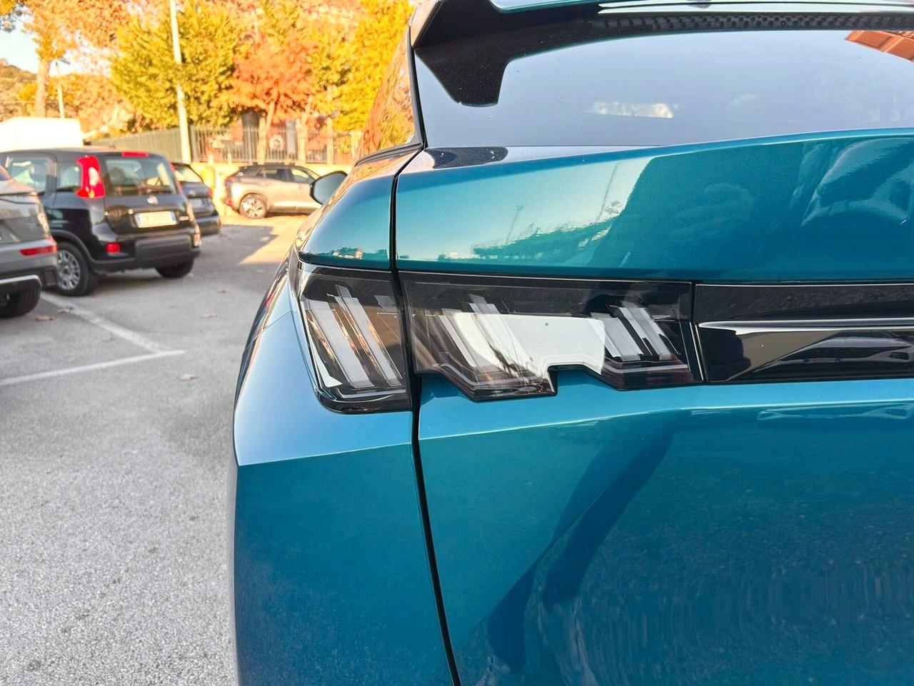 Peugeot 3008 Hybrid 145 e-DCS6 Allure