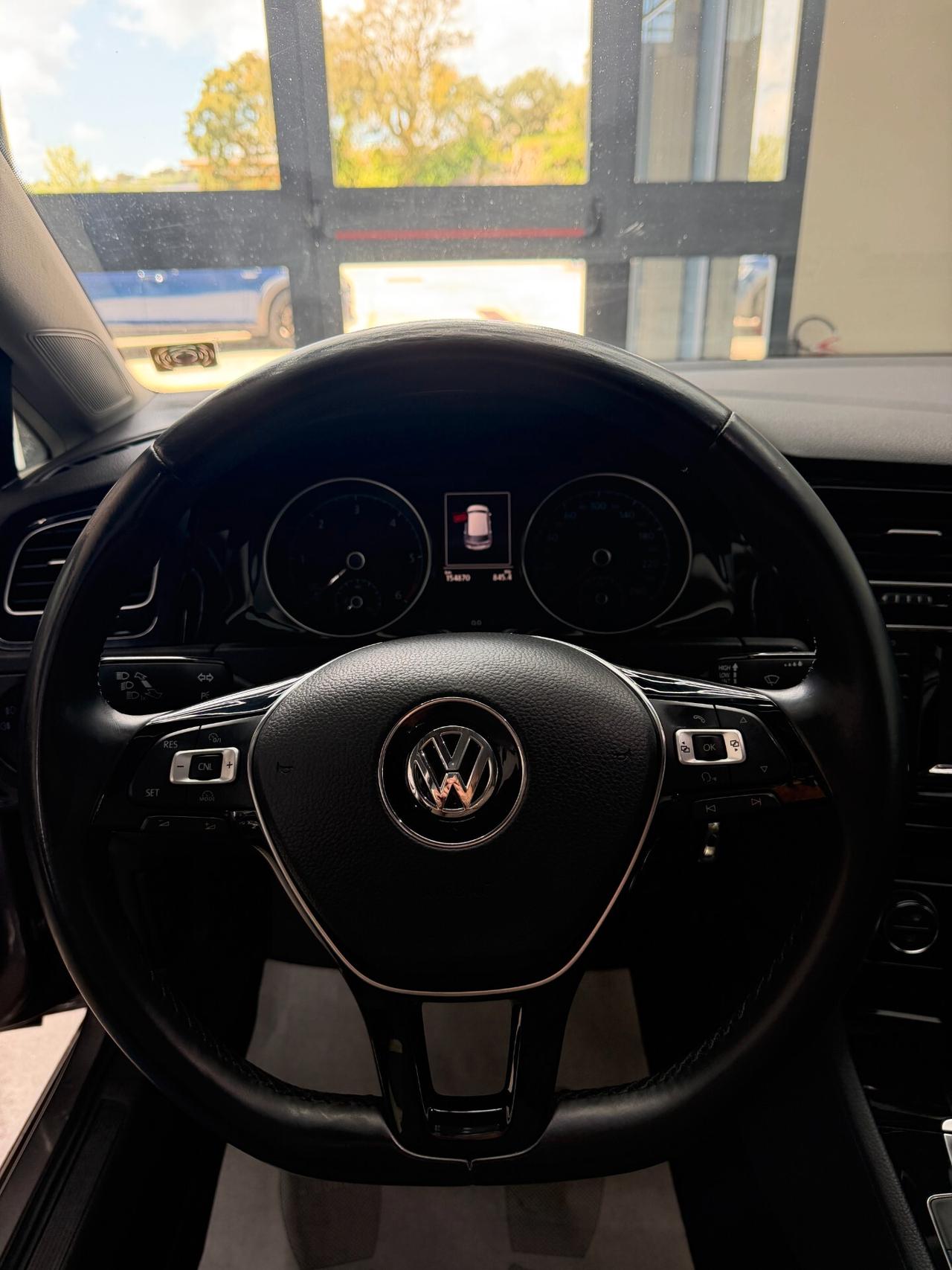 Volkswagen Golf Business 1.6 TDI DSG 5p. Highline BlueMotion Technology