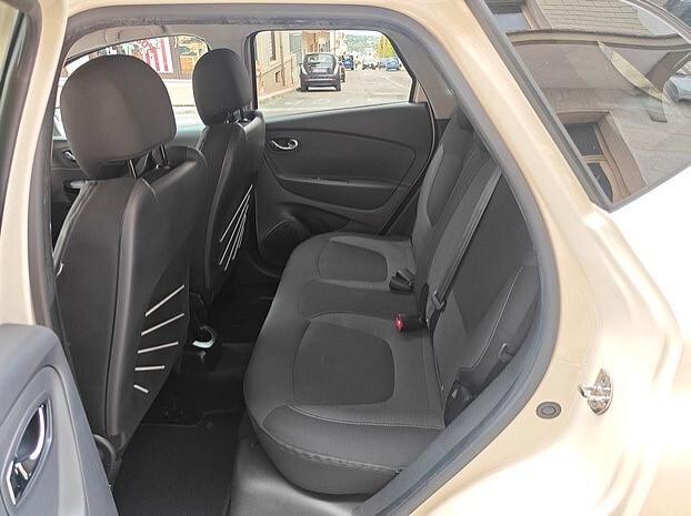 RENAULT Captur 1.5 dCi 90cv *NAVI/TELECAMERA*