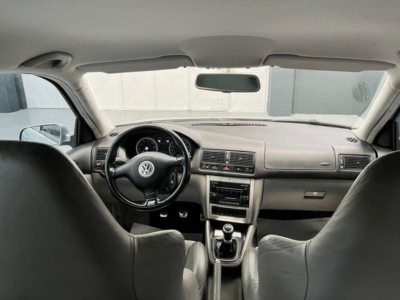 Volkswagen Golf Golf 3.2 V6 cat 5 porte R32