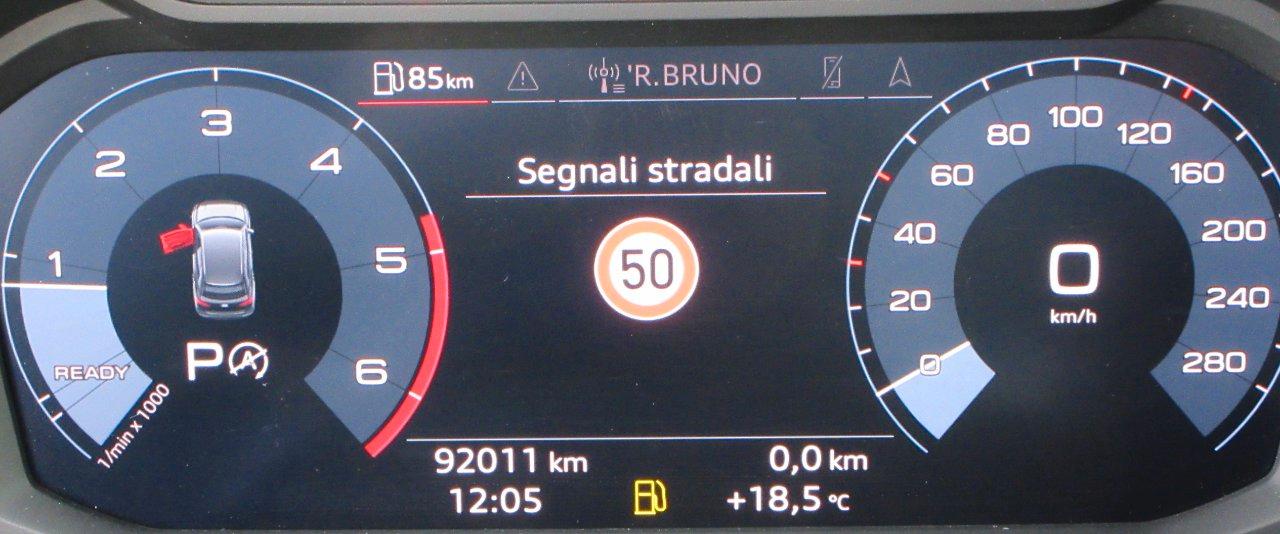 Audi Q3 35 2.0 tdi Business quattro s-tronic