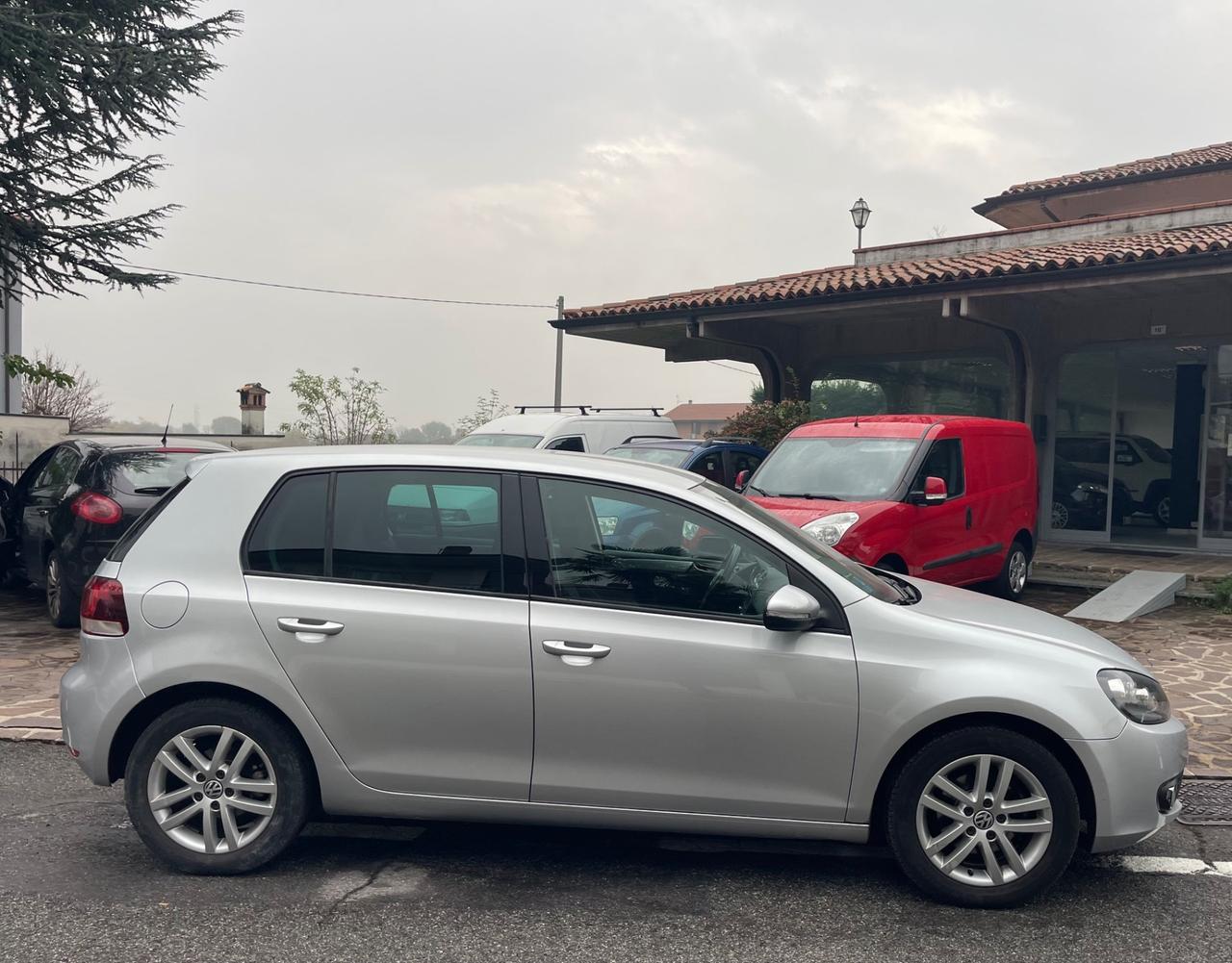 Volkswagen Golf 1.6 TDI DPF 5p. Highline