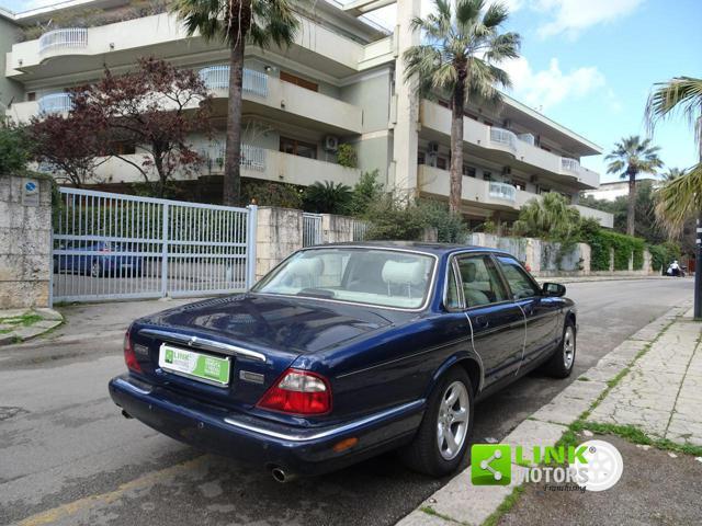 JAGUAR XJ 3.2 V8 32V 237CV Auto - TUA DA ? 318,00 ANTIC.0?