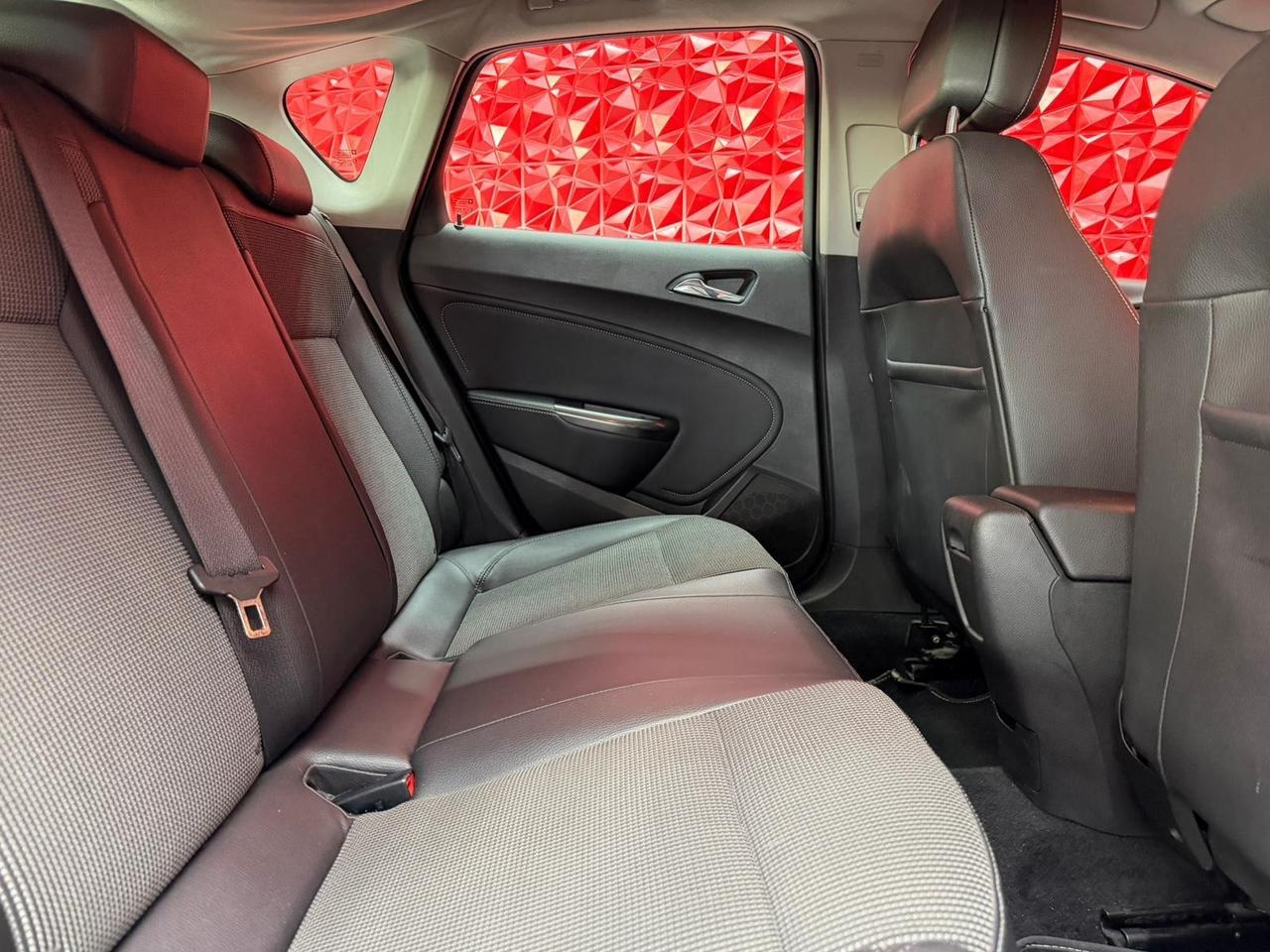 Opel Astra 1.7 CDTI 110CV 5 porte Cosmo OK NEOPATENTATI