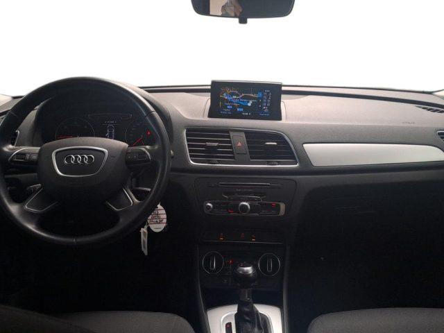 AUDI Q3 2.0 TDI 120 CV Business