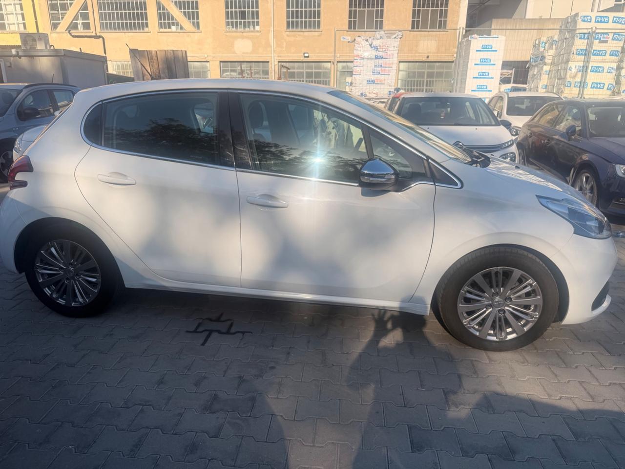 Peugeot 208 PureTech 82 Stop&Start 5 porte Active