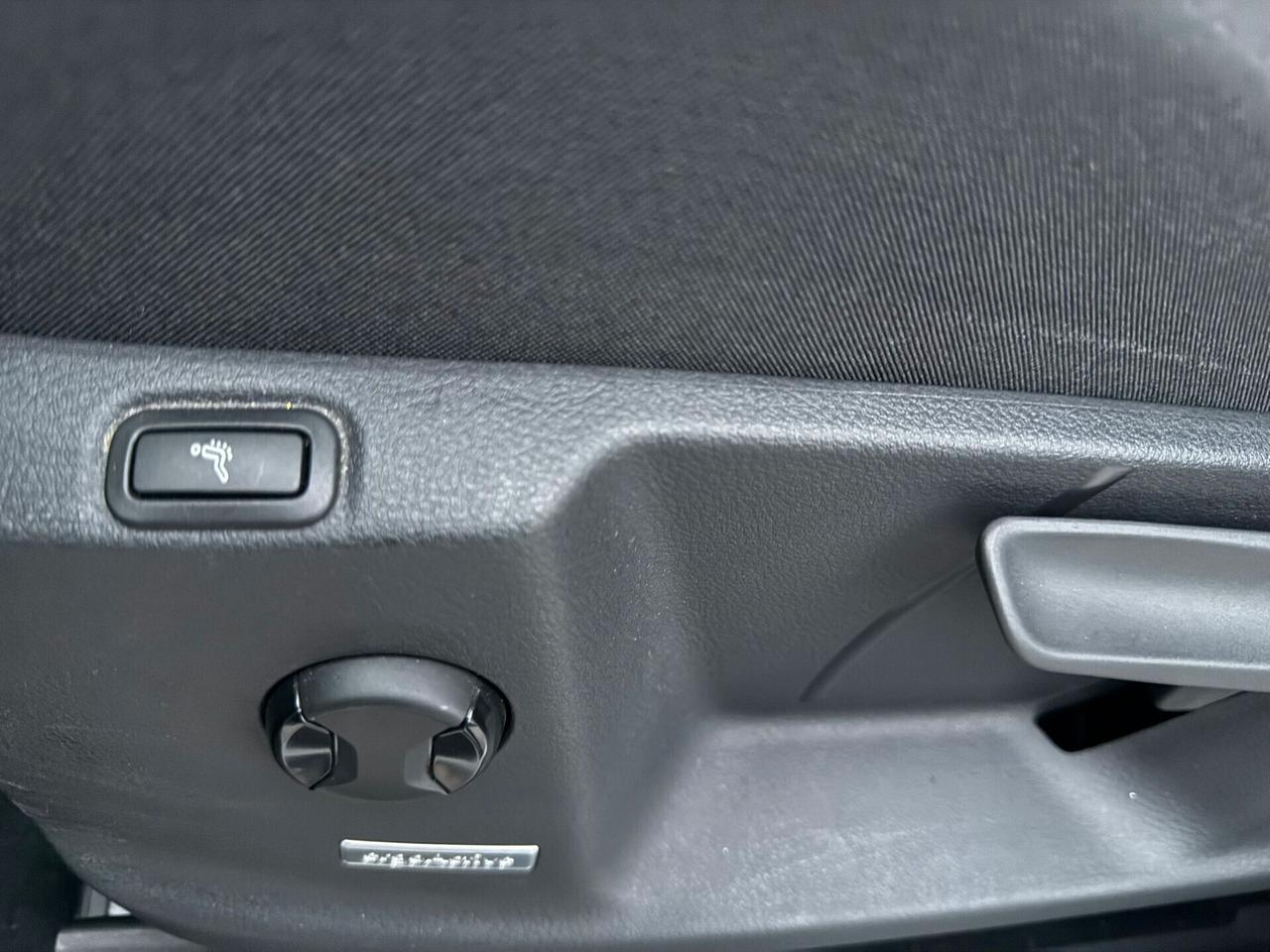 Volkswagen Touran 2.0 TDI 150 CV SCR DSG Executive BlueMotion Tech.