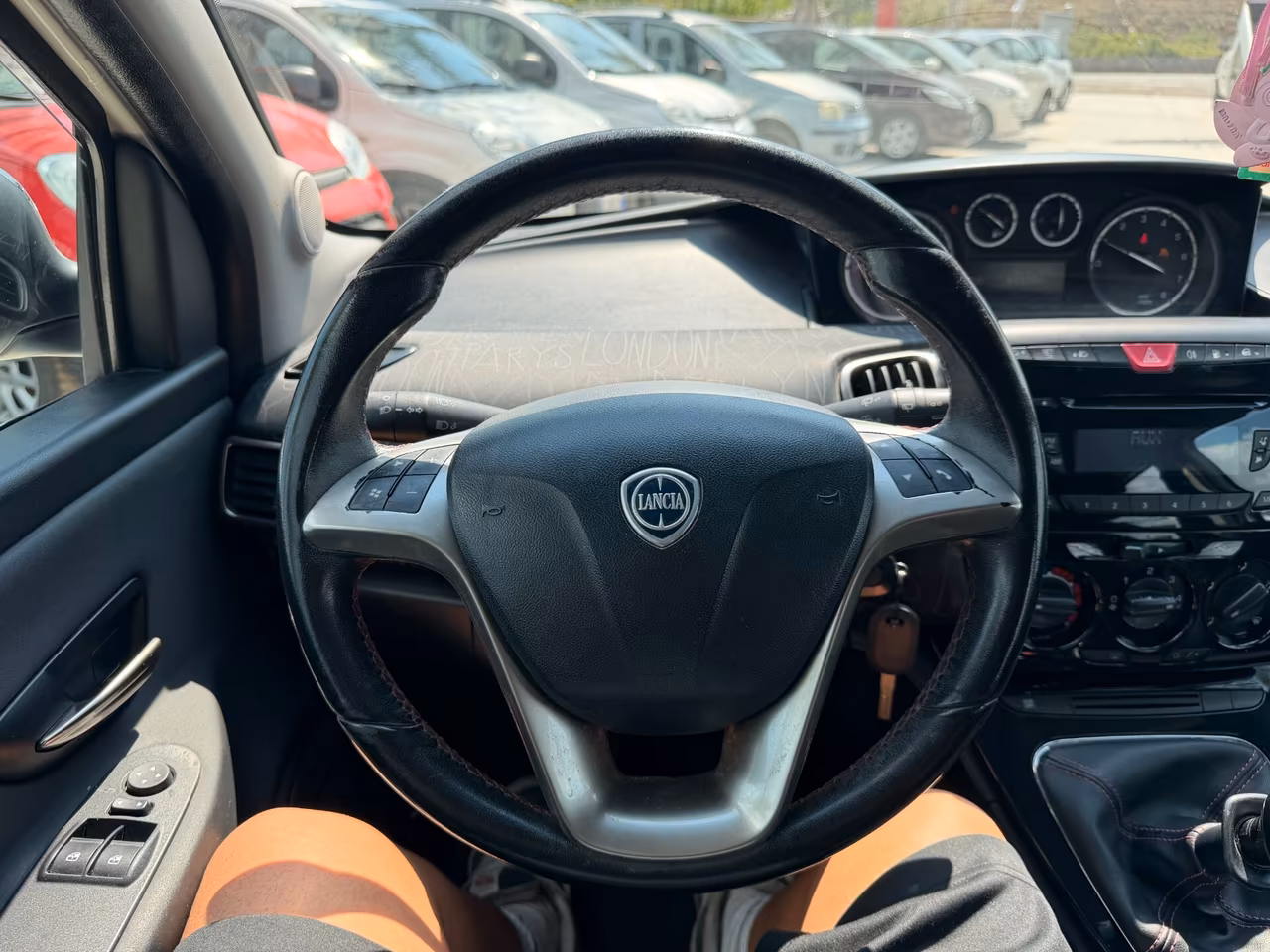 LANCIA YPSILON 2013 900 NATURAL/POWER 85 CV