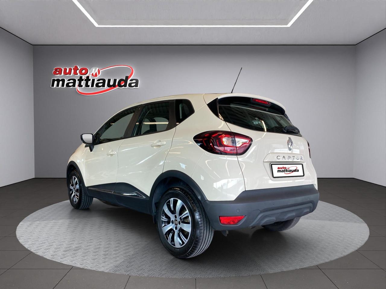 Renault Captur 0.9 tce Intens (energy r-link)
