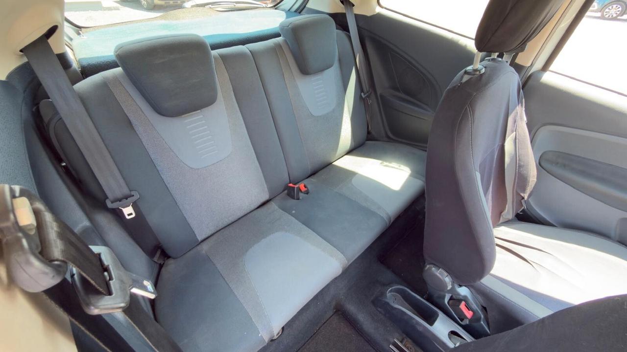 Ford Ka 1.2 8V 69CV Titanium