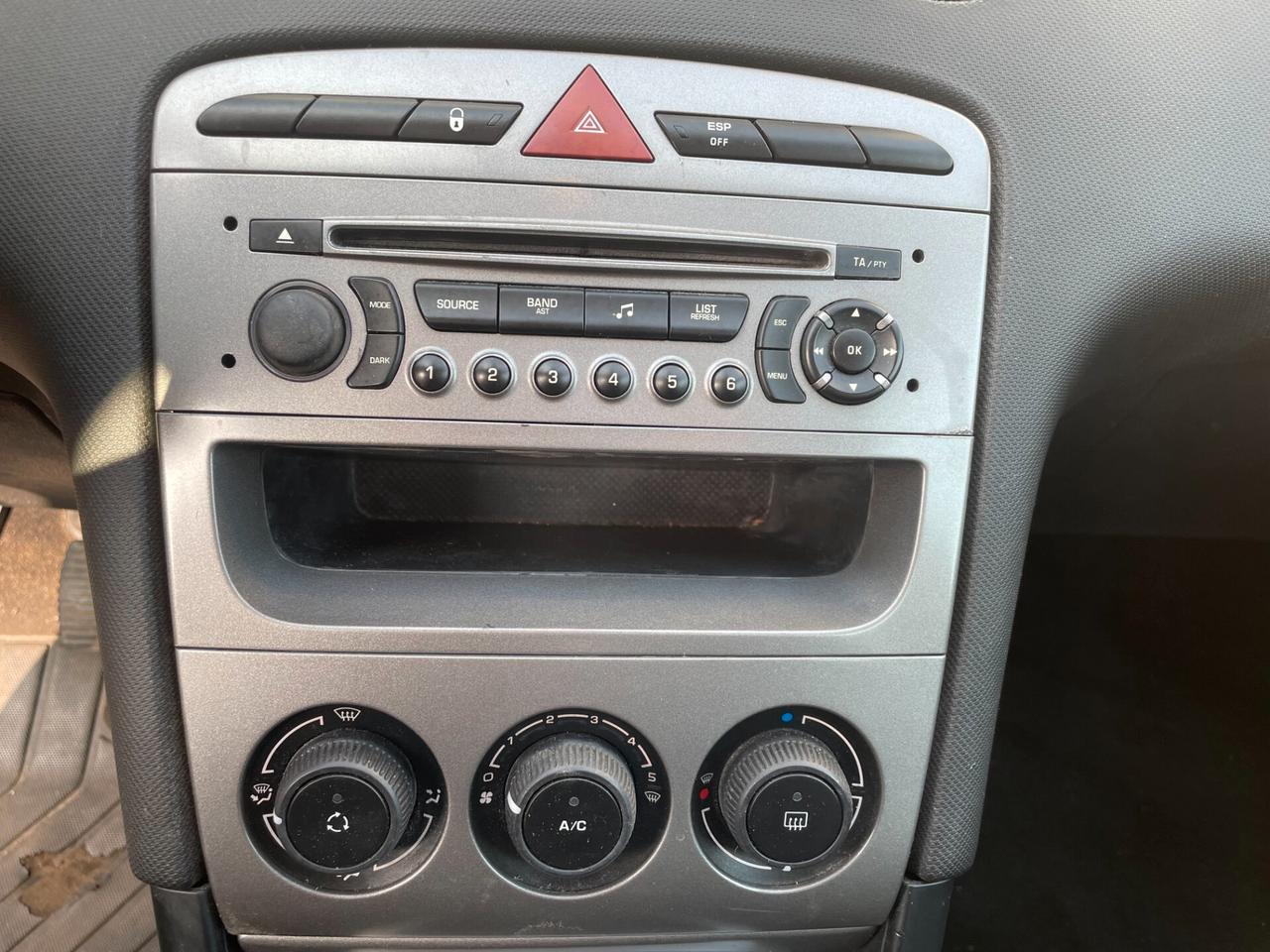 Peugeot 308 1.6 8V HDi 93CV SW Tecno Style