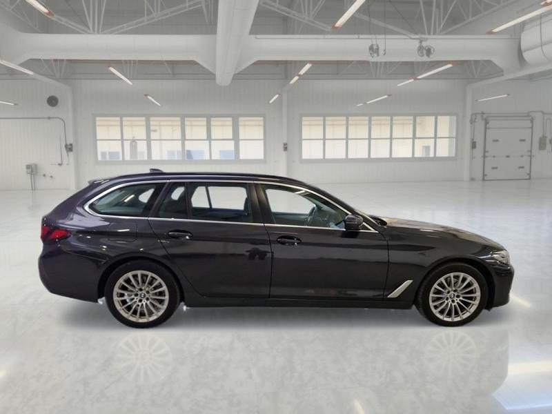 BMW 520 xDrive Business Auto MH48V Touring