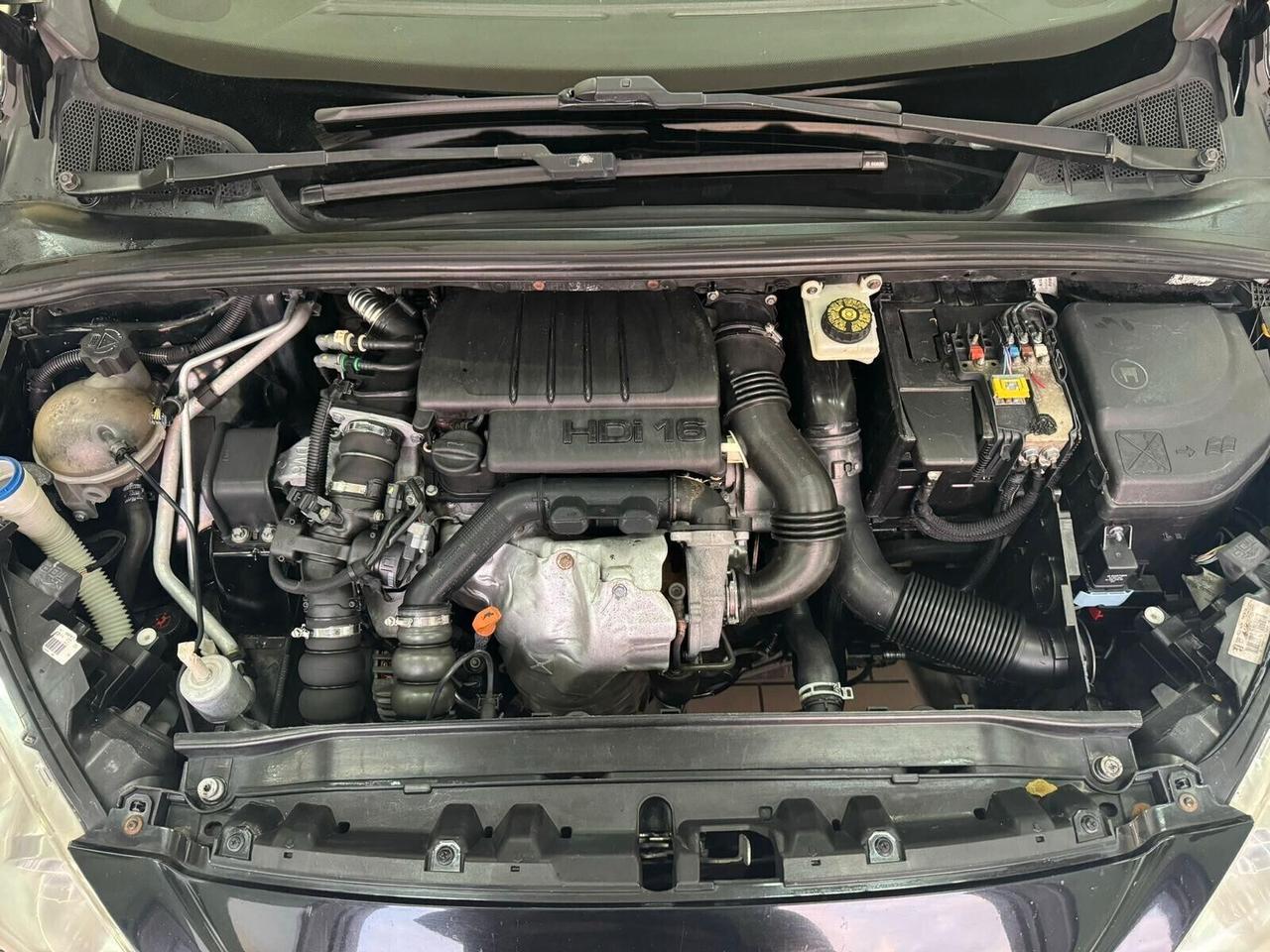 Peugeot 308 1.6 HDi 110CV S.W.