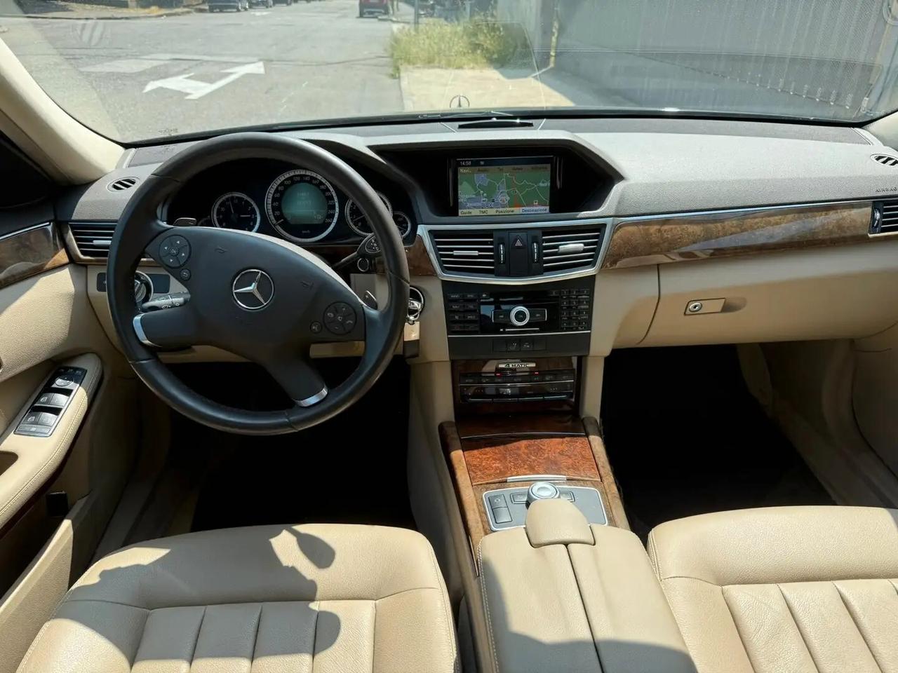 Mercedes-benz E 350 E 350 CGI BlueEFFICIENCY Avantgarde AMG