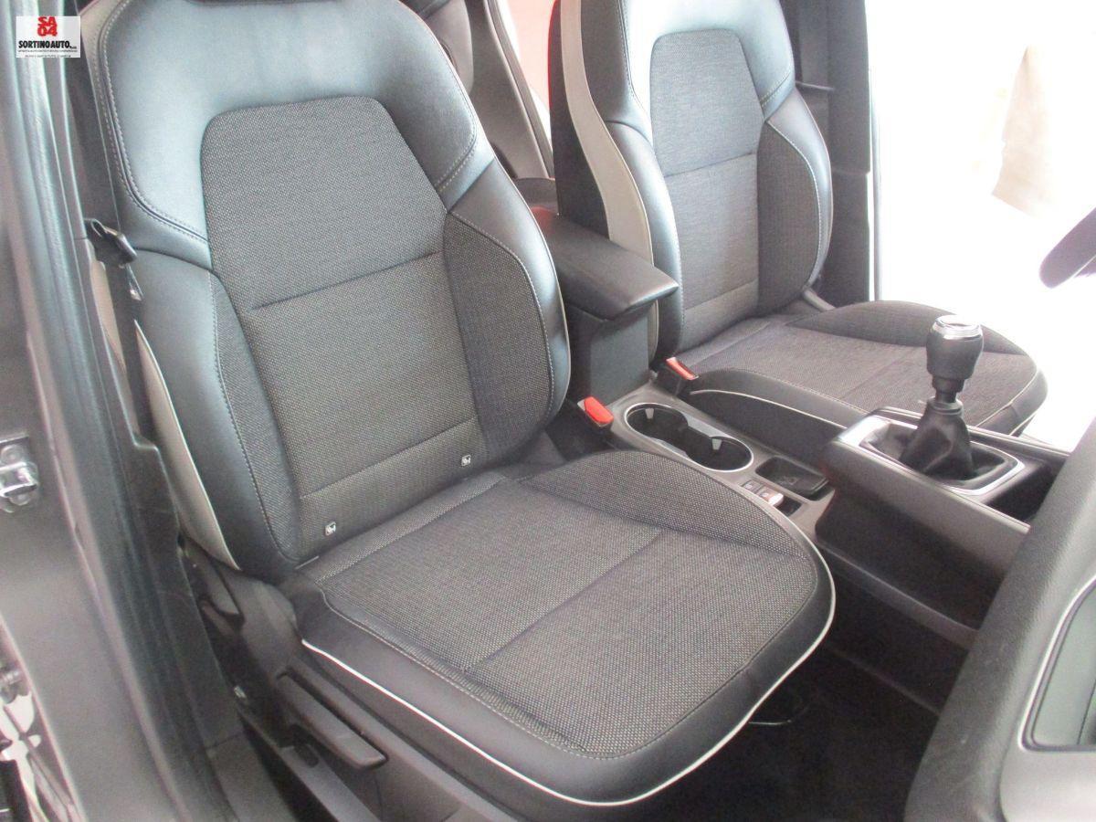 RENAULT Captur TCe 90cv Techno-2022 KM40000