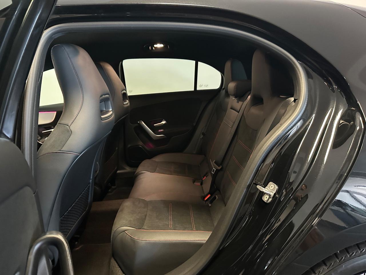 MERCEDES-BENZ A180D PACK PREMIUM AMG 116CV PRONTA CONSEGNA