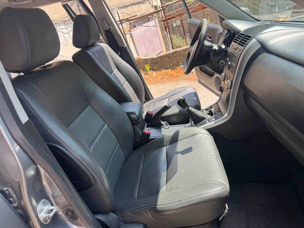 Suzuki Grand Vitara 1.9 DDiS 5 porte 4x4 con ridotte - 2009